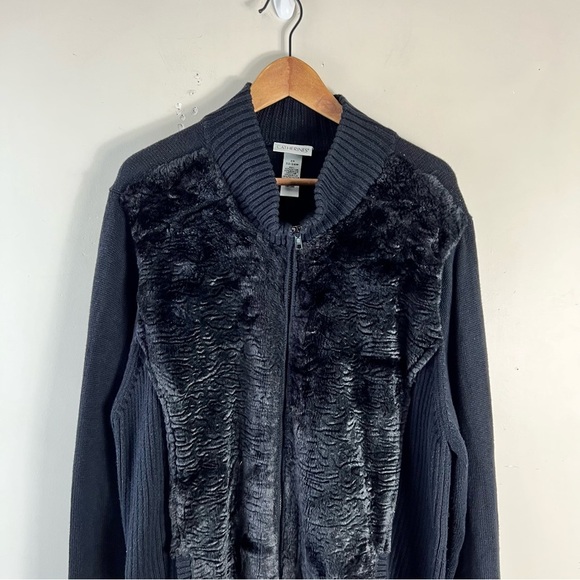 Catherines Black Zipped Faux Fur Front Plush Jacket Cardigan Sweater 2X 22/24 - Picture 6 of 8